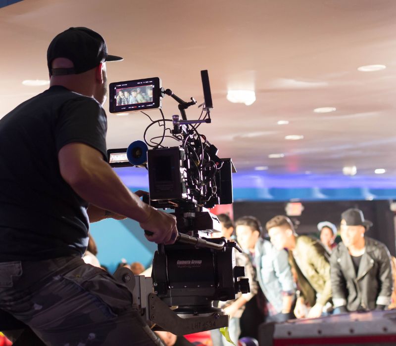 We can accommodate Large Equipment